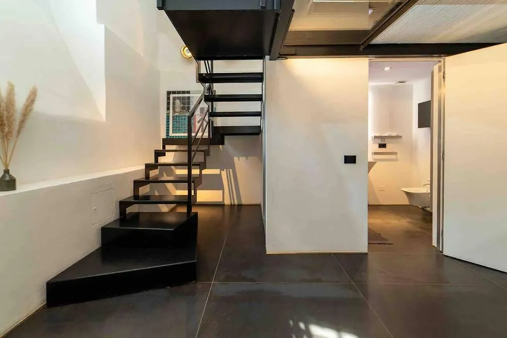Prestigioso Loft In San Babila A 5 Min. Dal Duomo Apartment Milan Italy